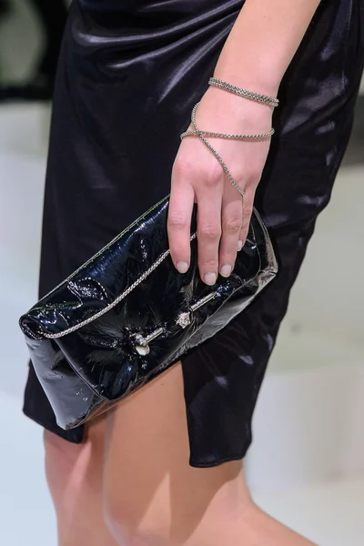Look 84
